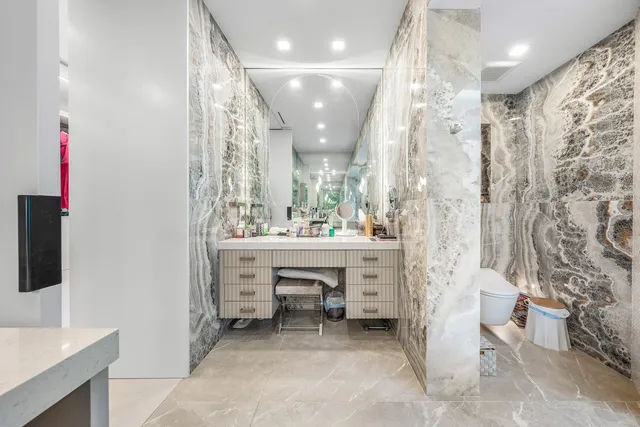 $5,990,000 | 6641 Giralda Circle, Boca Raton, FL 33433