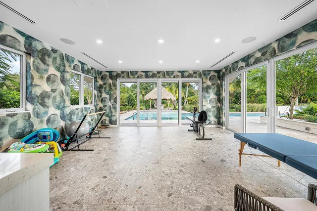 $5,990,000 | 6641 Giralda Circle, Boca Raton, FL 33433