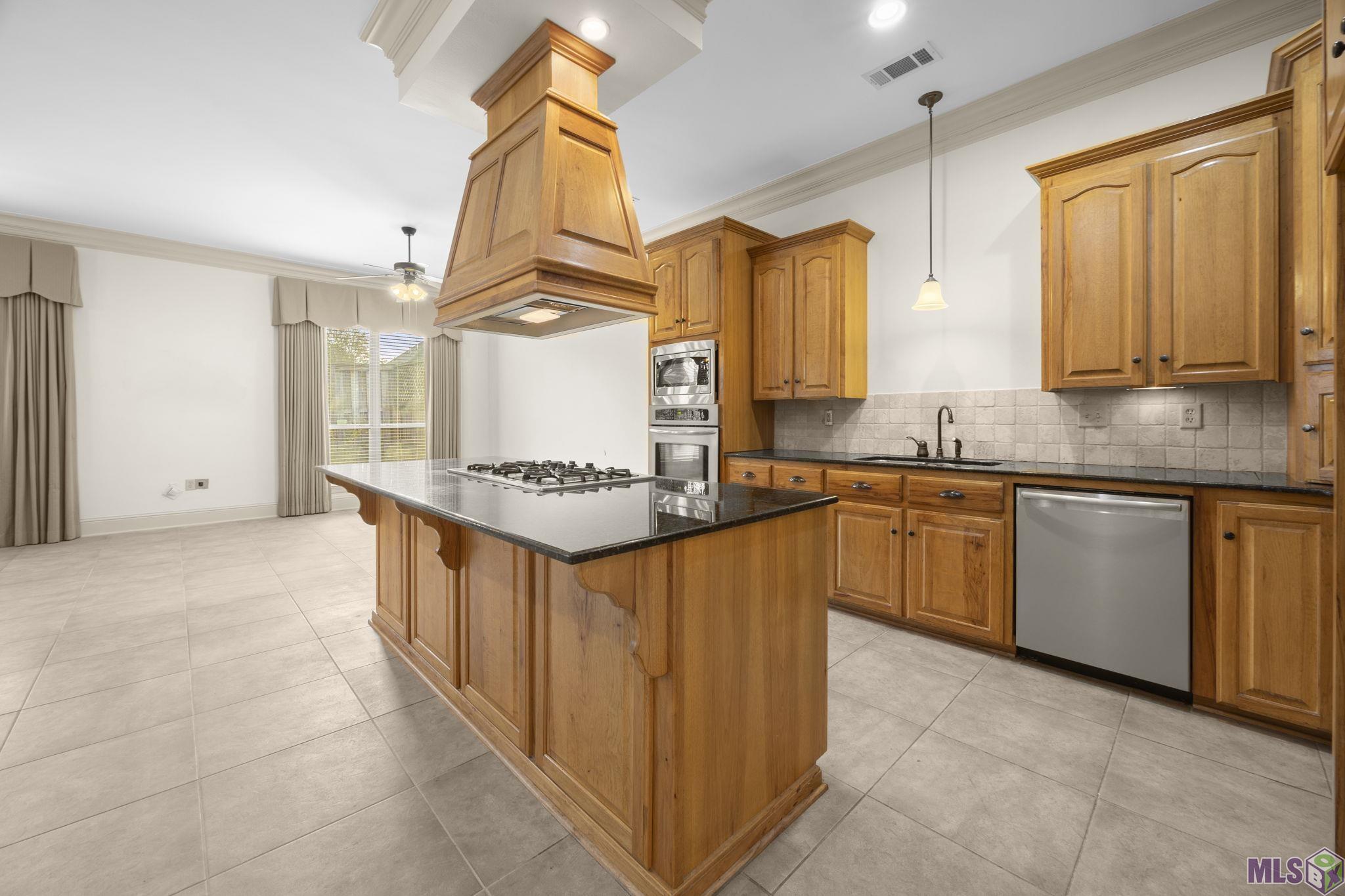 1601 Ruelle De Grace Drive Baton Rouge, LA 70810 - Photo 13 of 45