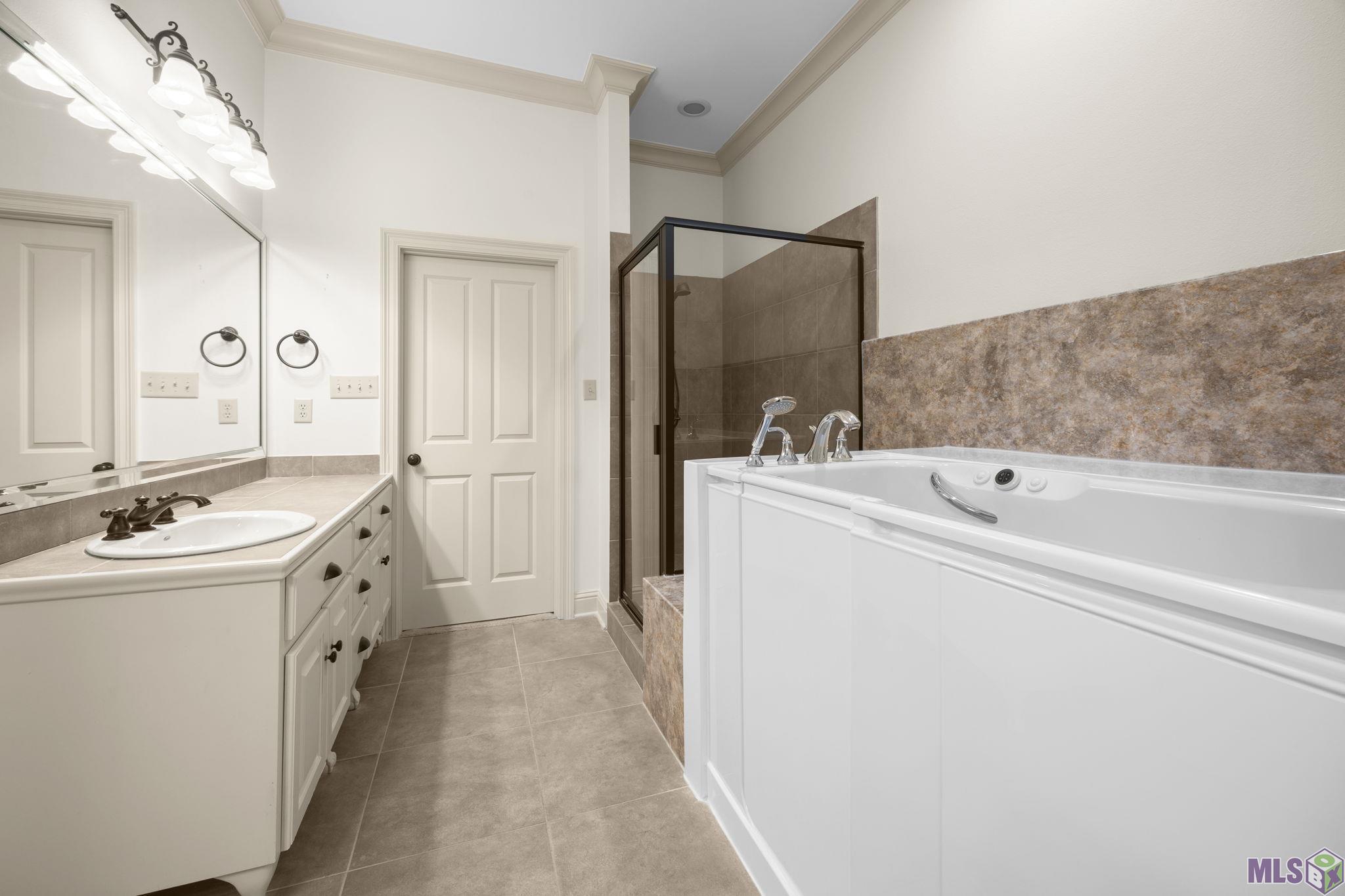 1601 Ruelle De Grace Drive Baton Rouge, LA 70810 - Photo 21 of 45