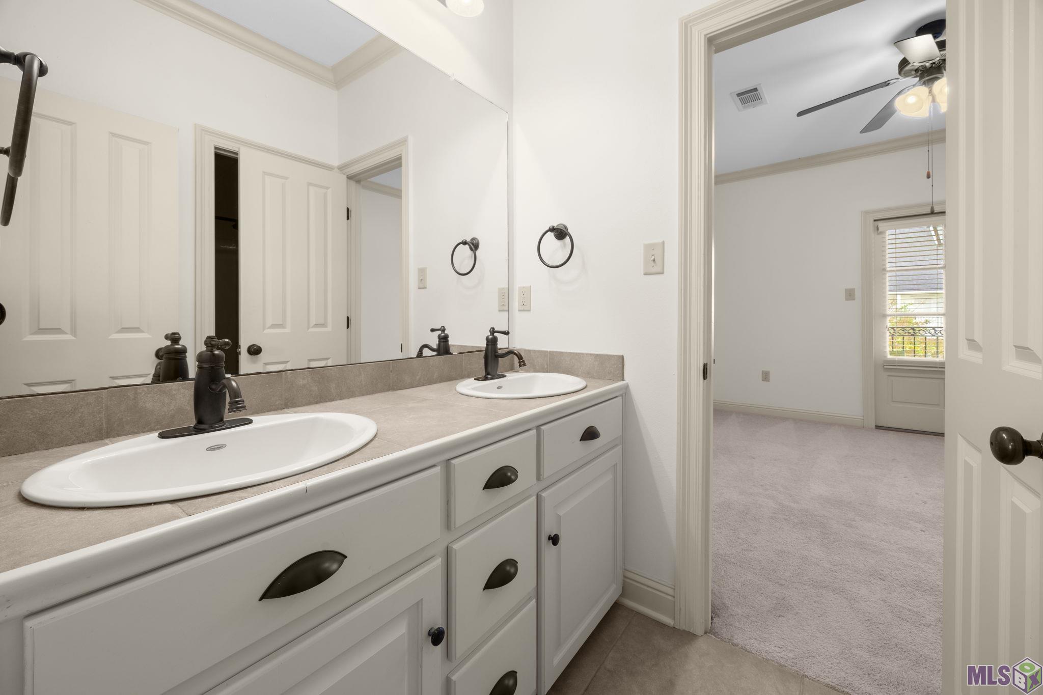 1601 Ruelle De Grace Drive Baton Rouge, LA 70810 - Photo 34 of 45