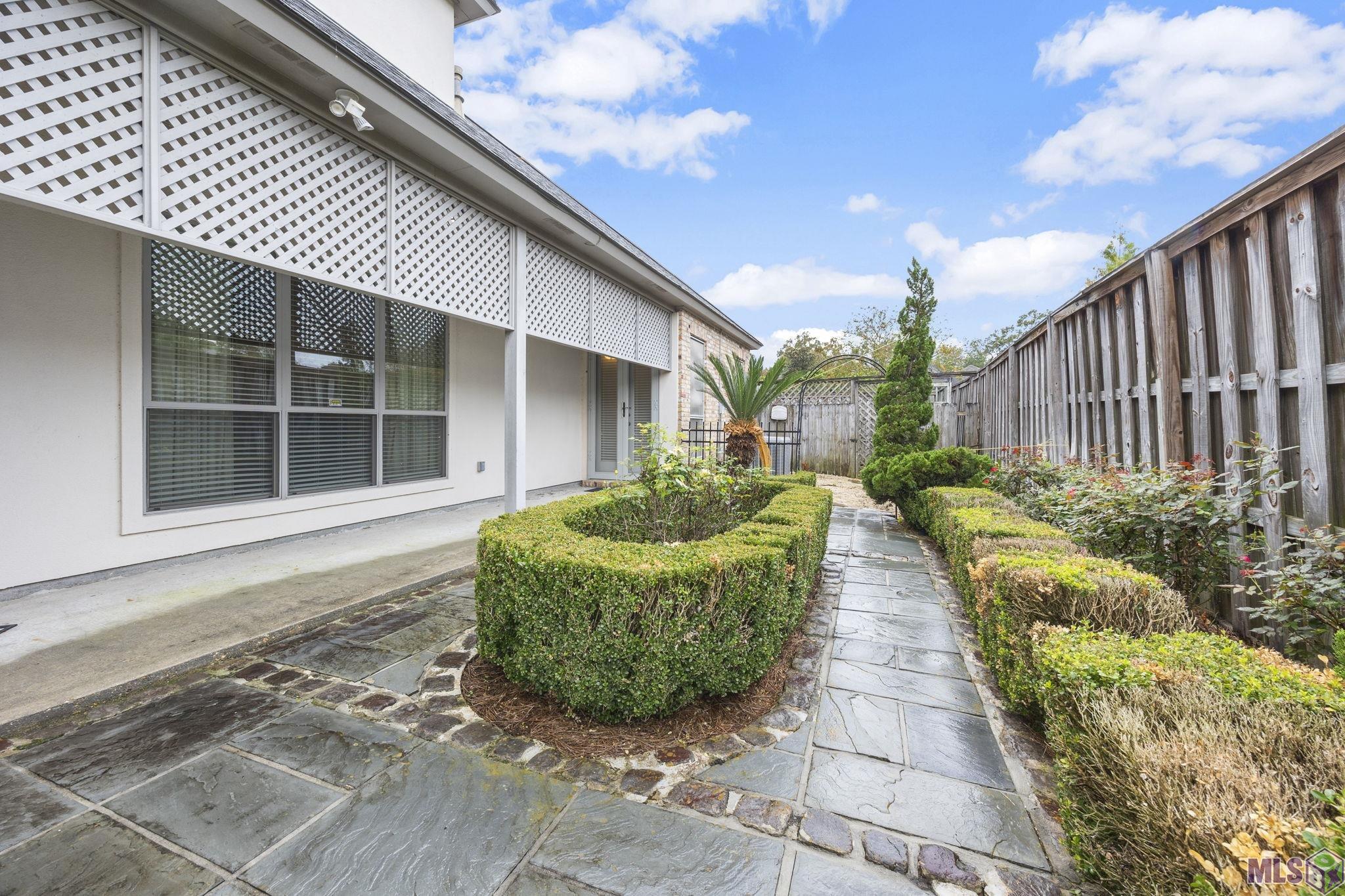 1601 Ruelle De Grace Drive Baton Rouge, LA 70810 - Photo 42 of 45