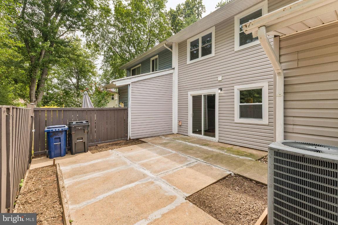 203 North Cottage Road Sterling, VA 20164 - Photo 24 of 25 Gallery Image 24
