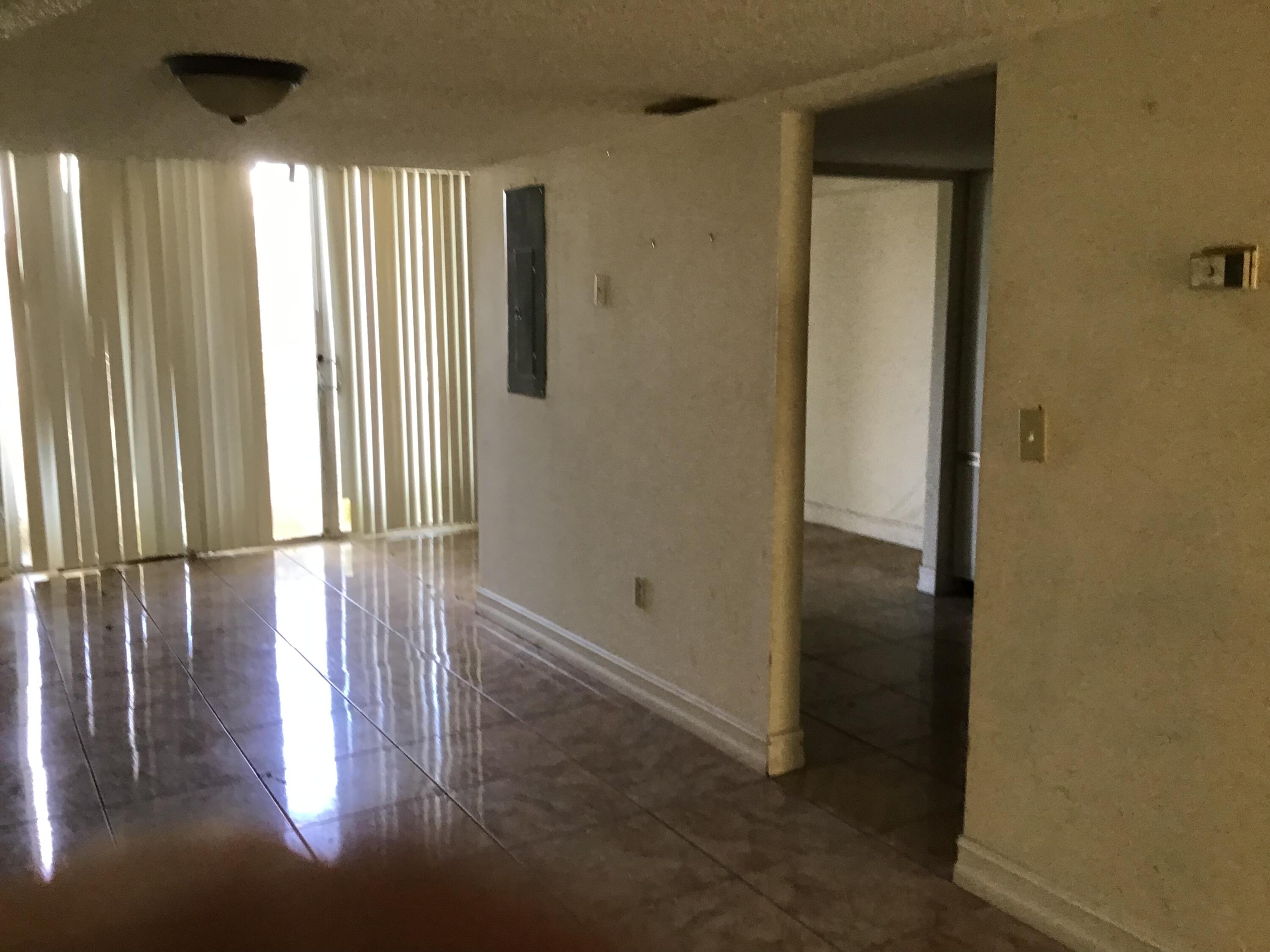 8401 West Sample Road, Unit 47 Coral Springs, FL 33065 - Photo 3 of 6 15AF74D4-2243-42DB-8EA8-96803135528B