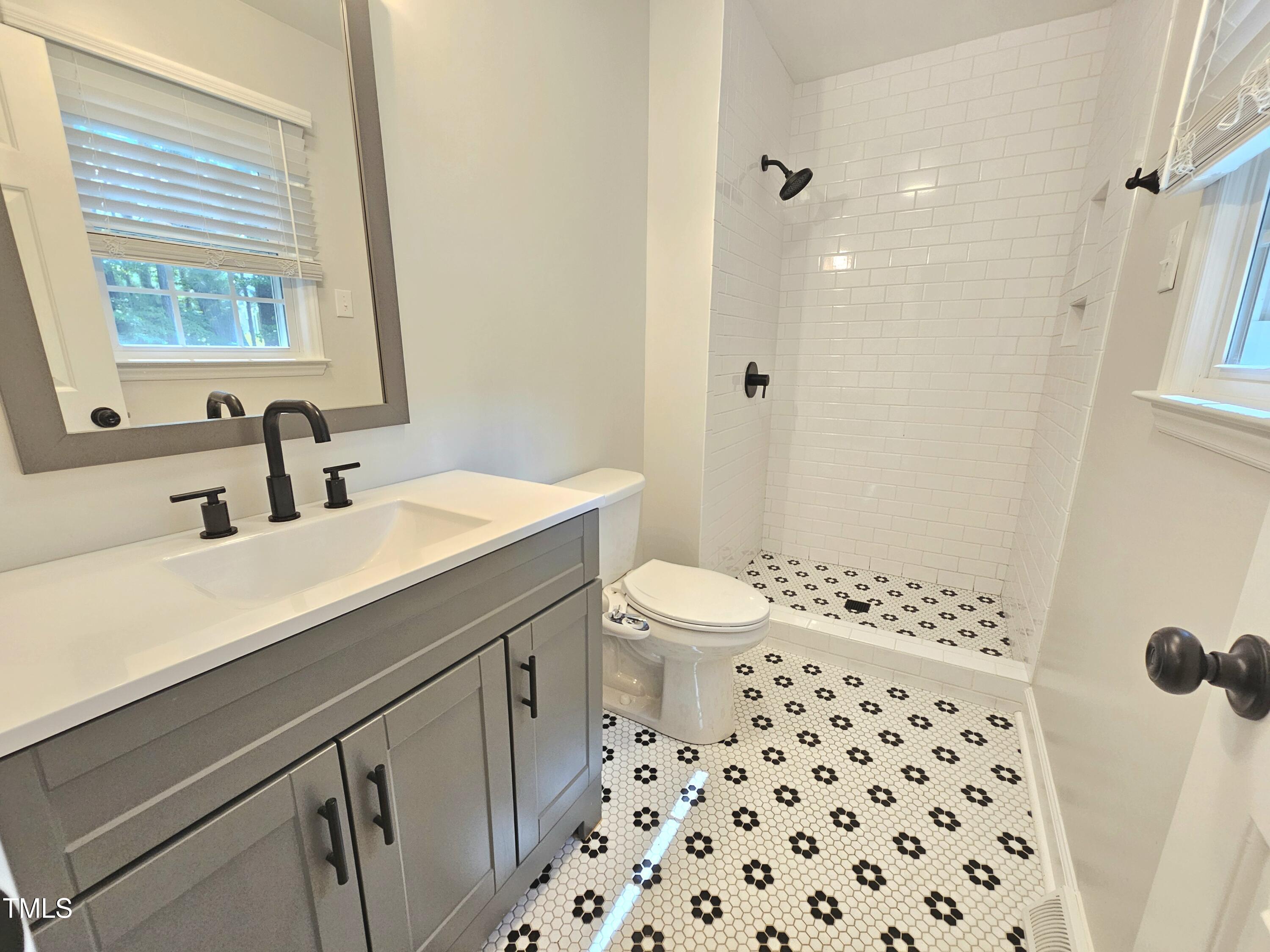 112 Saddletree Road Oxford, NC 27565 - Photo 17 of 38 20250606_104407