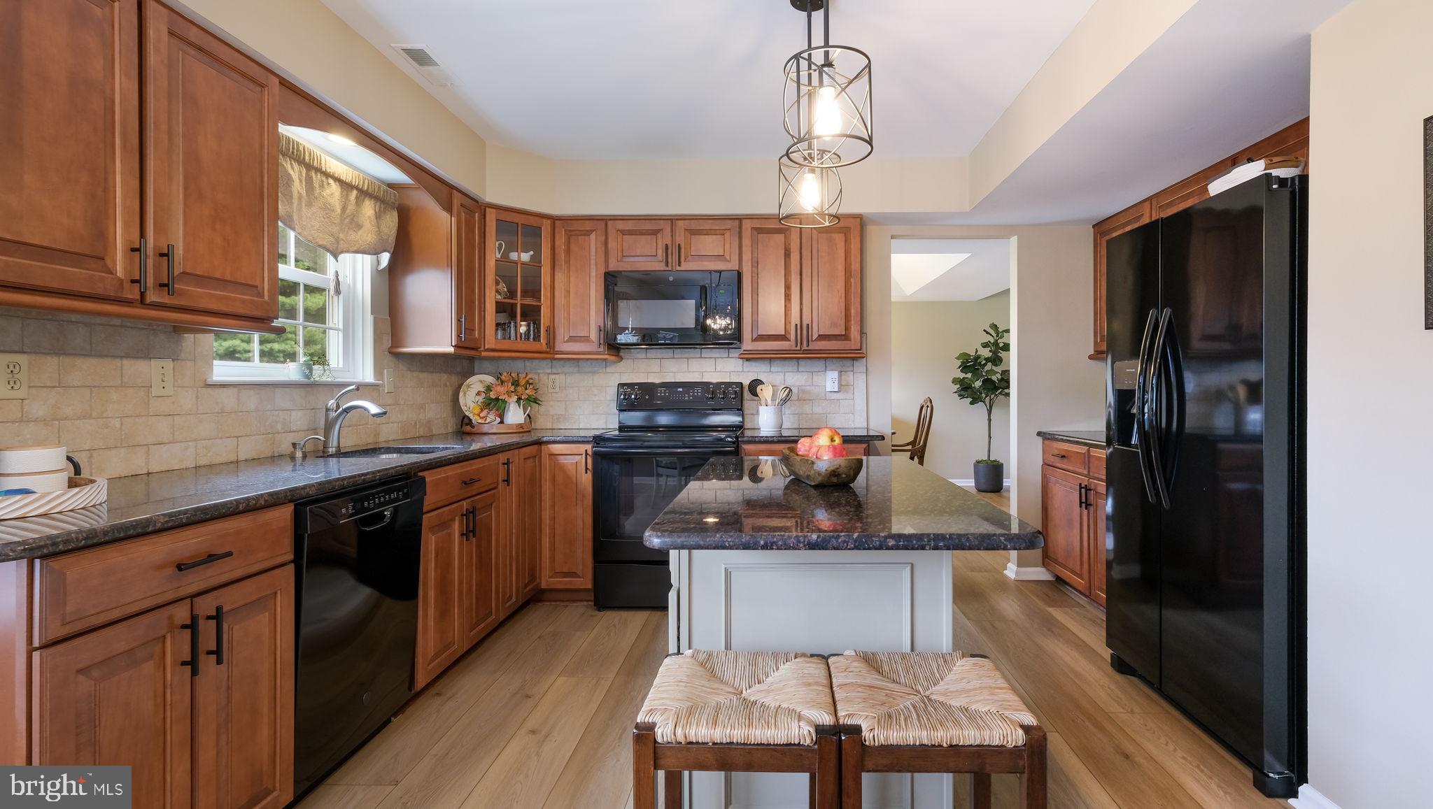 1482 Overlook Road Yardley, PA 19067 - Photo 18 of 49 Gallery Image 18