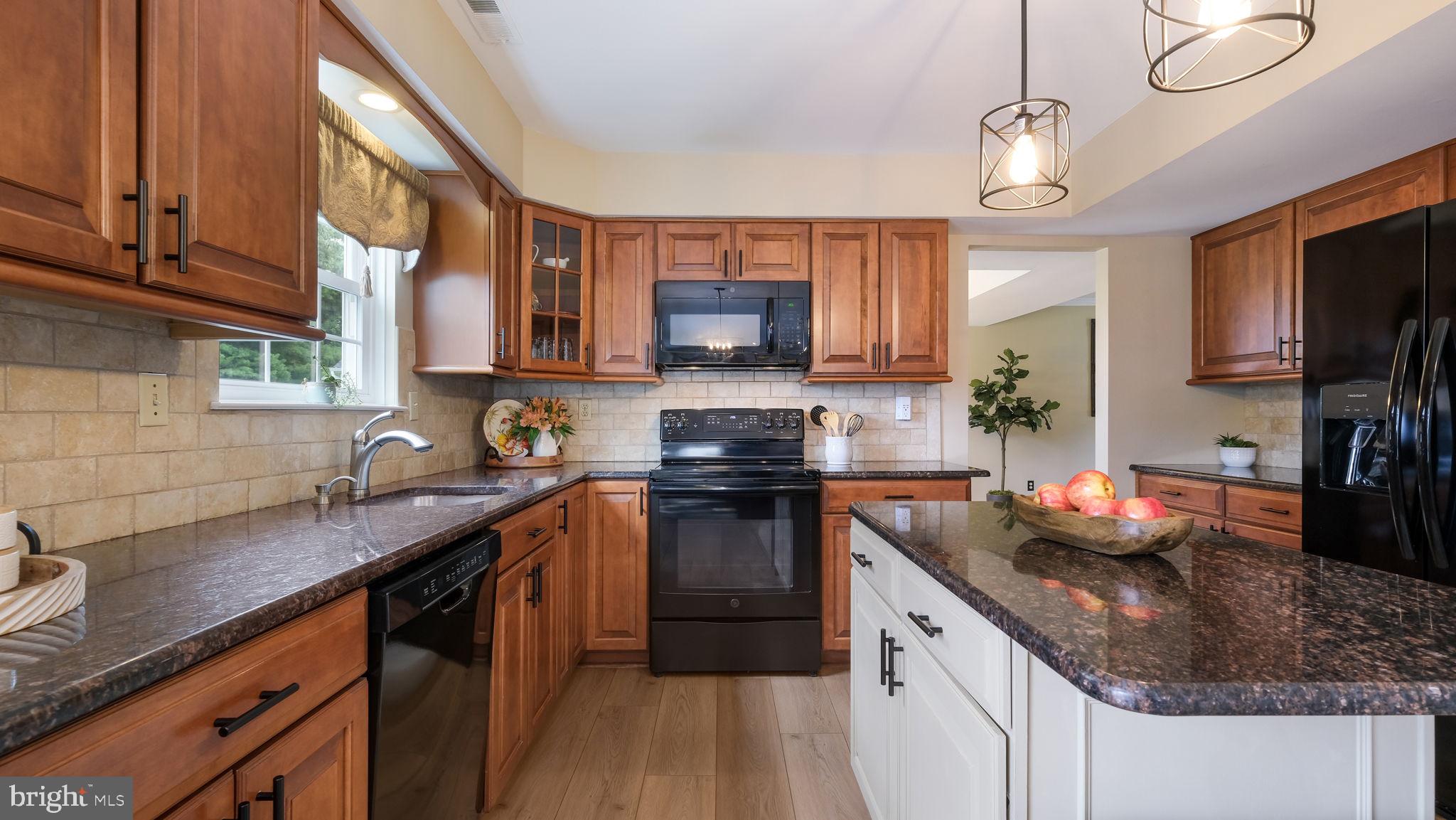 1482 Overlook Road Yardley, PA 19067 - Photo 19 of 49 Gallery Image 19