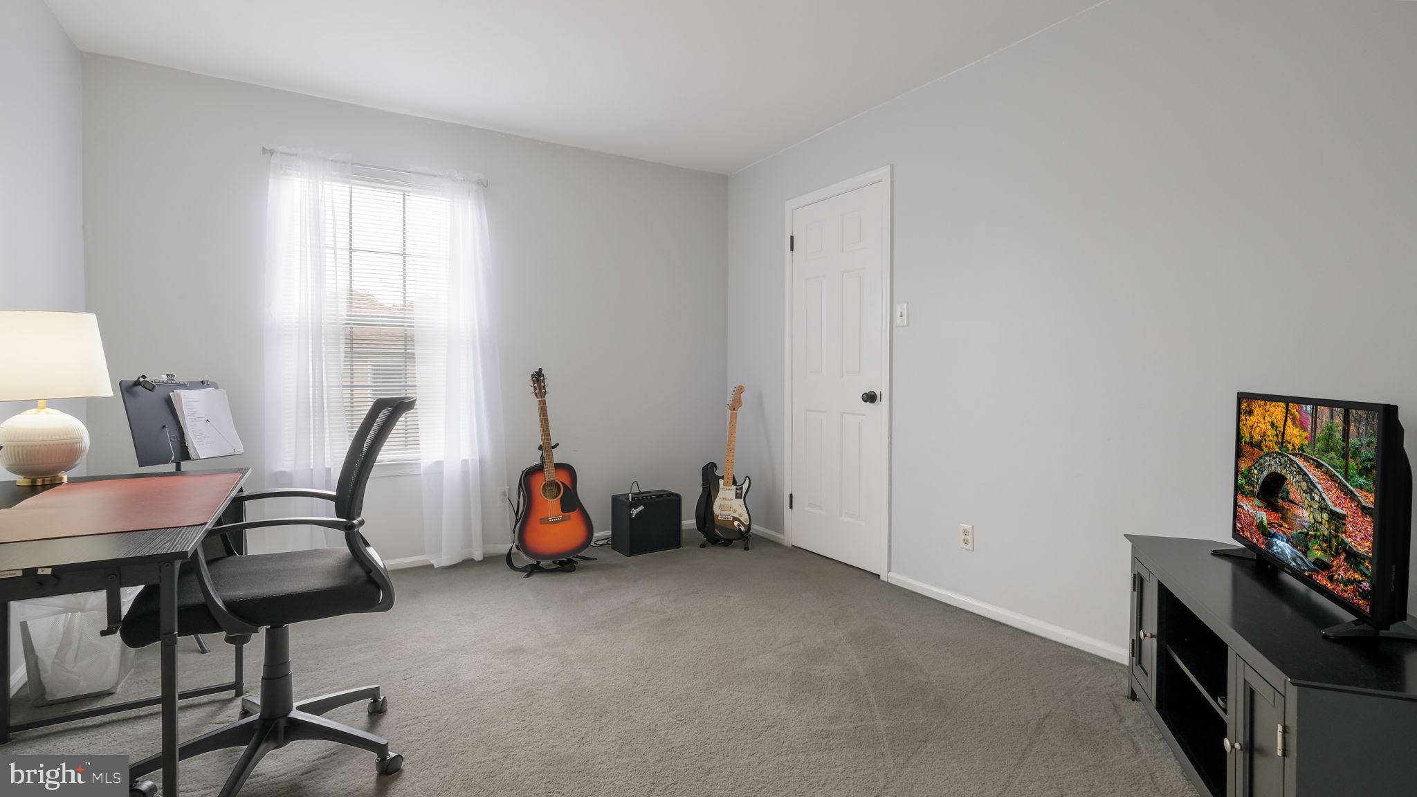 1482 Overlook Road Yardley, PA 19067 - Photo 37 of 49 Gallery Image 37