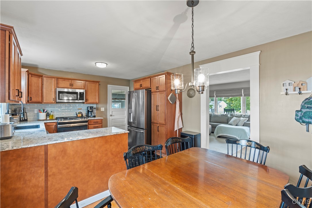 100 Grove Avenue Auburn, NY 13021 - Photo 13 of 41