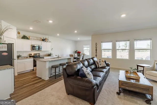 $399,900 | 80 Casteel Circle, Bethlehem, GA 30620