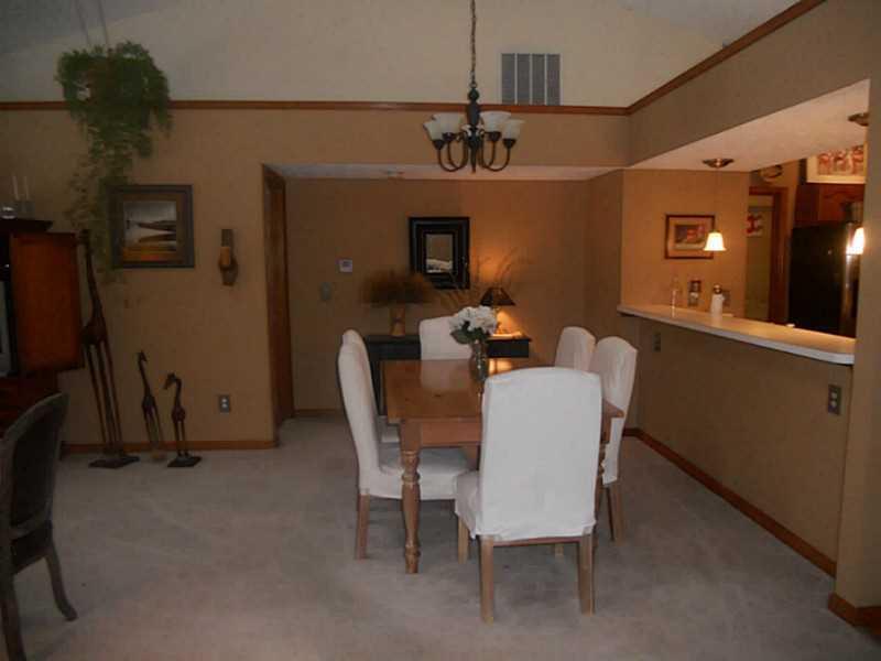 3128 Lakeview Court, Unit 3128 Springfield, OH 45503 - Photo 9 of 23