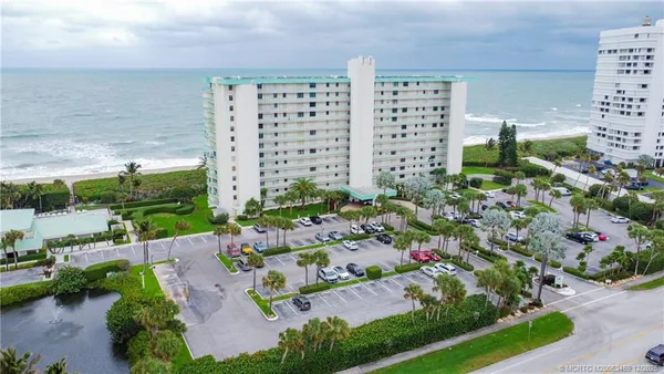 $2,000 | 9940 South Ocean Drive, Unit 309, Jensen Beach, FL 34957