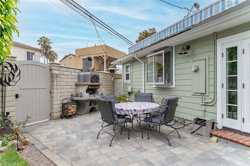222 North Attica Drive Long Beach, CA 90803 - Photo 29 of 48 Private Yard & Pizza Oven