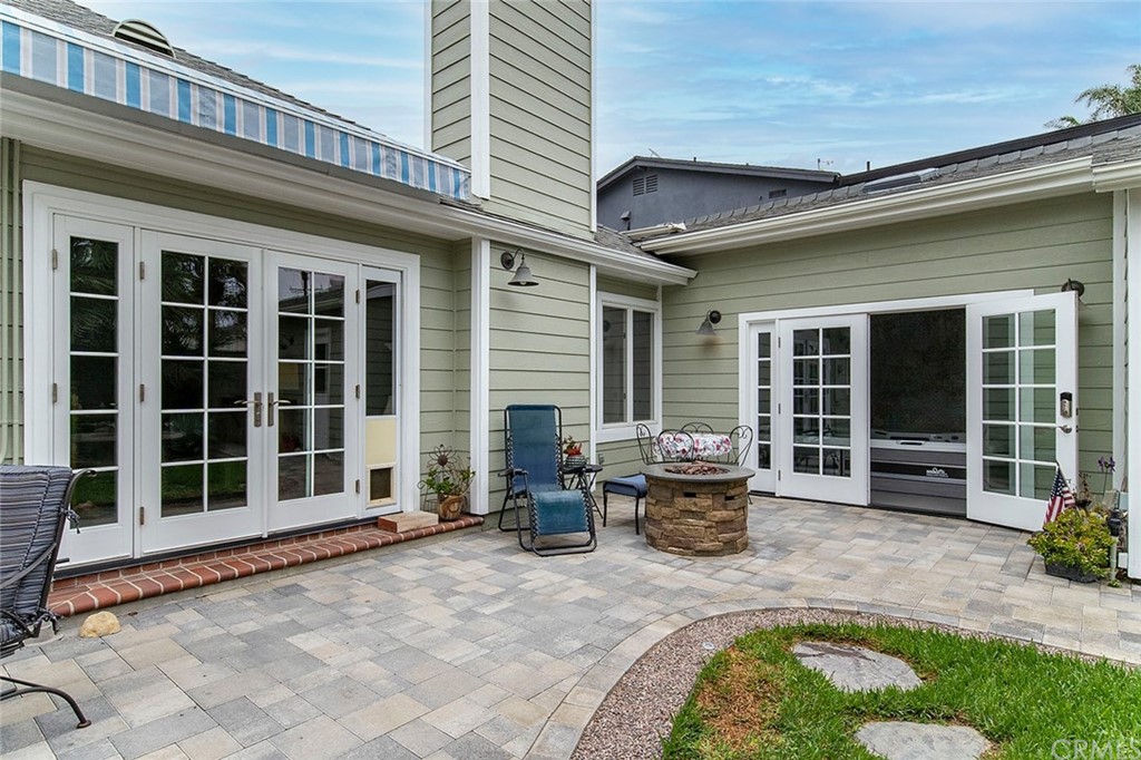 222 North Attica Drive Long Beach, CA 90803 - Photo 30 of 48 Outdoor Kitchen