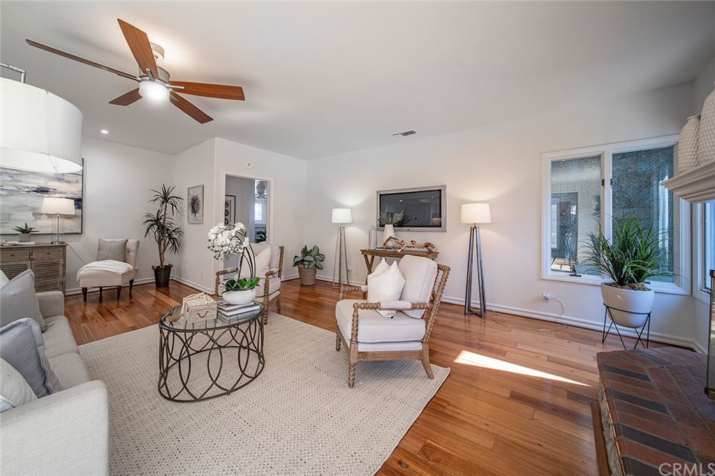 222 North Attica Drive Long Beach, CA 90803 - Photo 5 of 48