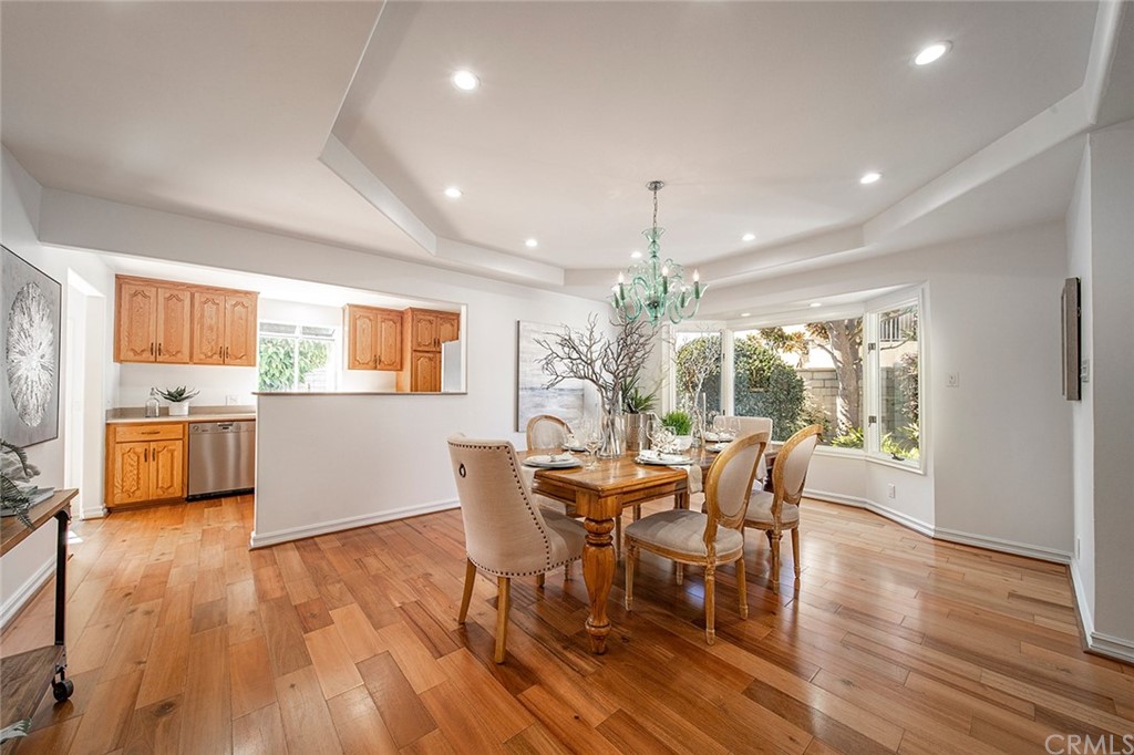 222 North Attica Drive Long Beach, CA 90803 - Photo 10 of 48