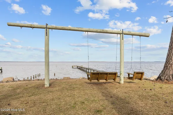 $489,000 | 598 Ellis Cove, Belhaven, NC 27810