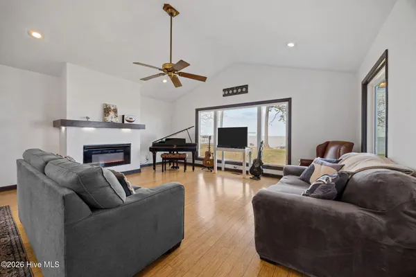 $499,000 | 598 Ellis Cove, Belhaven, NC 27810