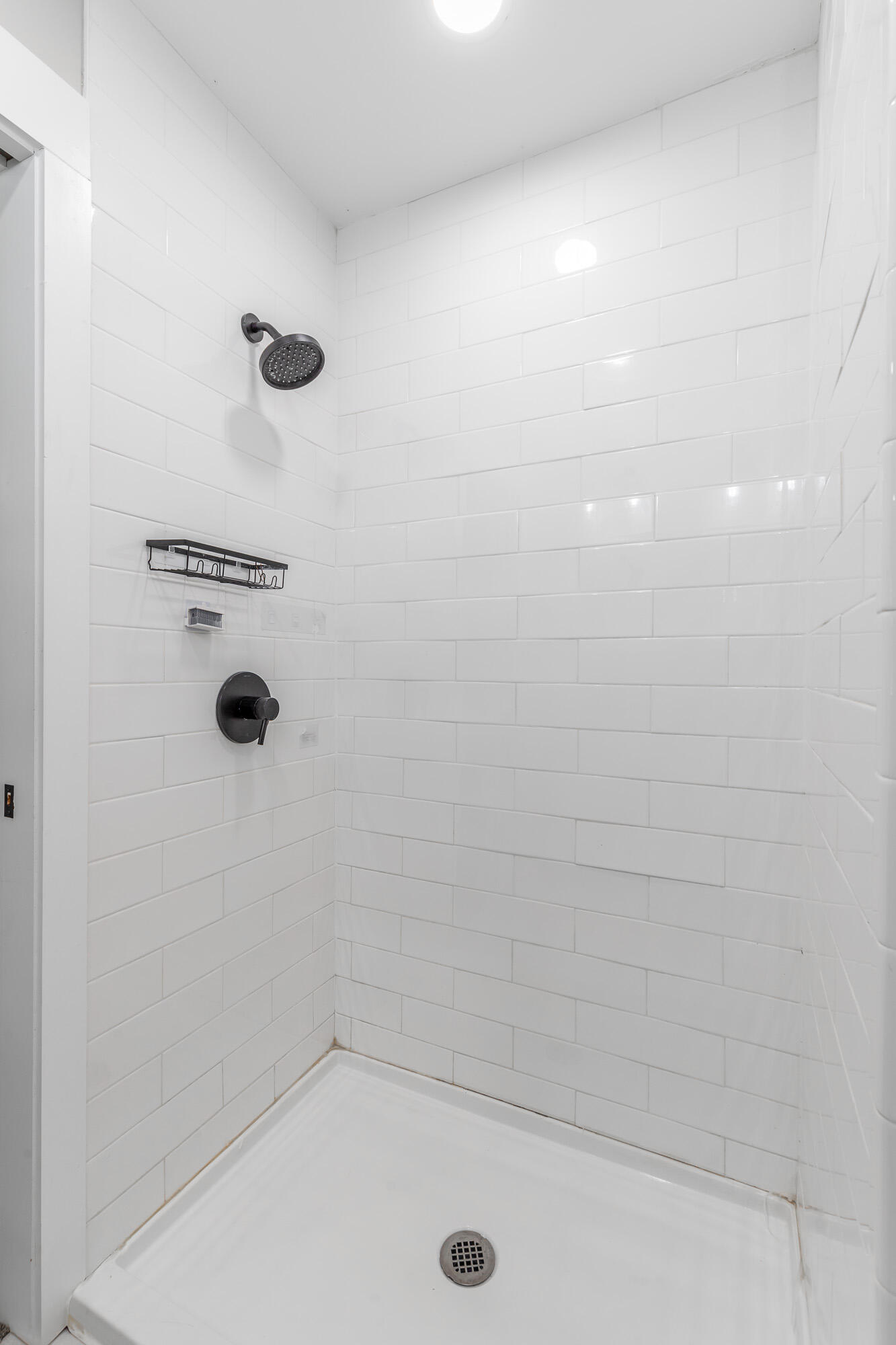 838 Campbell Road Tunnel Hill, GA 30755 - Photo 17 of 60 Primary shower