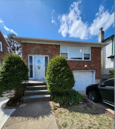 $3,300 | 132 A Hawthorne Avenue | Floral Park