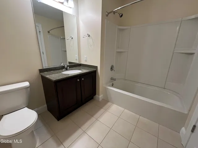 $3,045 | 74 Weibel Avenue, Unit 4STR206, Saratoga Springs, NY 12866