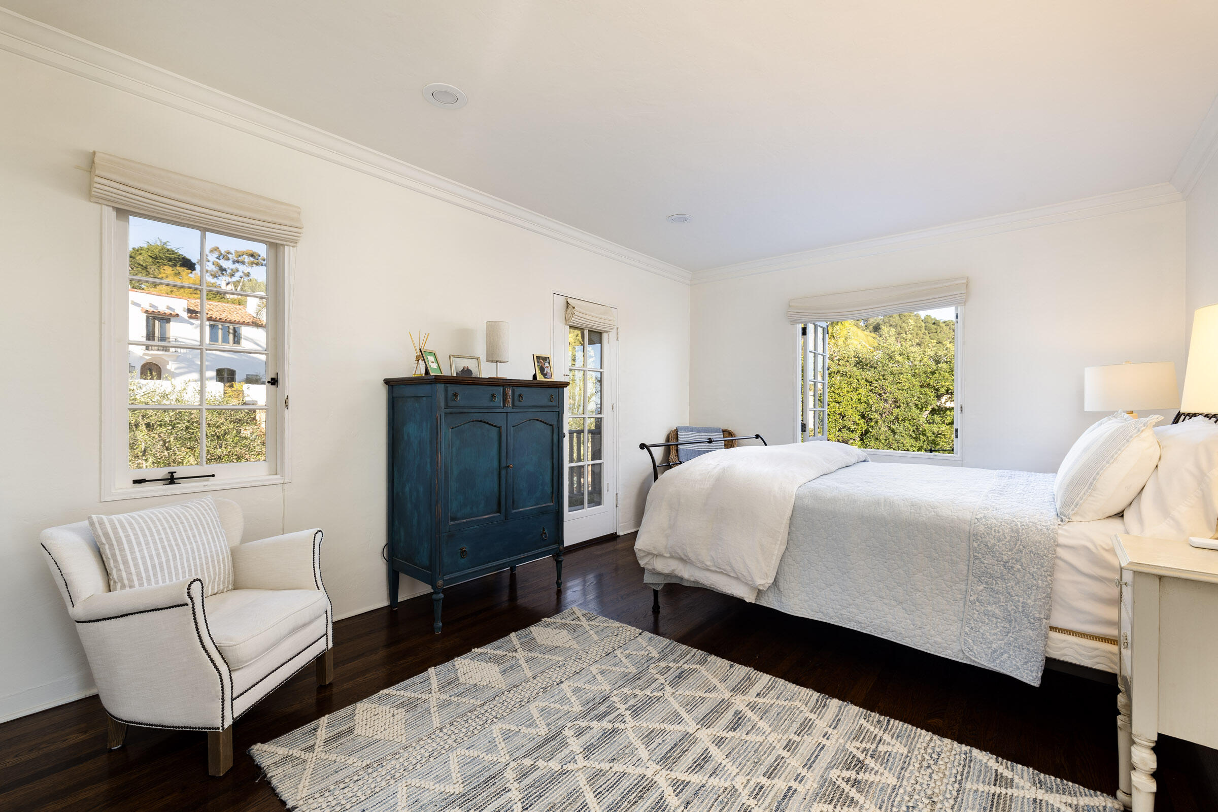 1933 Mission Ridge Road Santa Barbara, CA 93103 - Photo 17 of 30 a bedroom with a bed and a couch