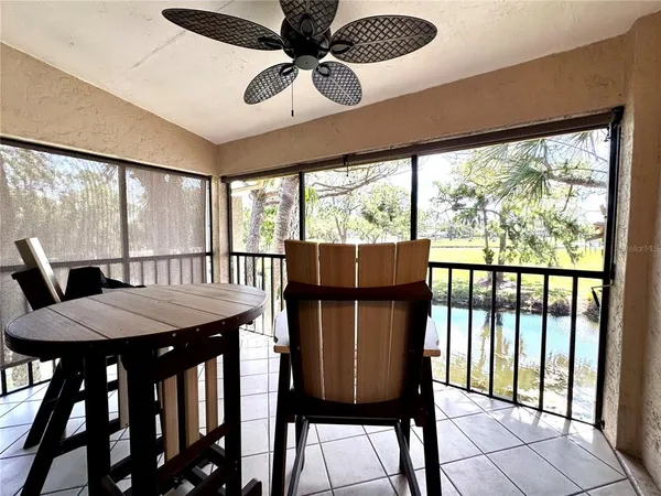 $1,990 | 4644 Weybridge, Unit 10, Sarasota, FL 34235