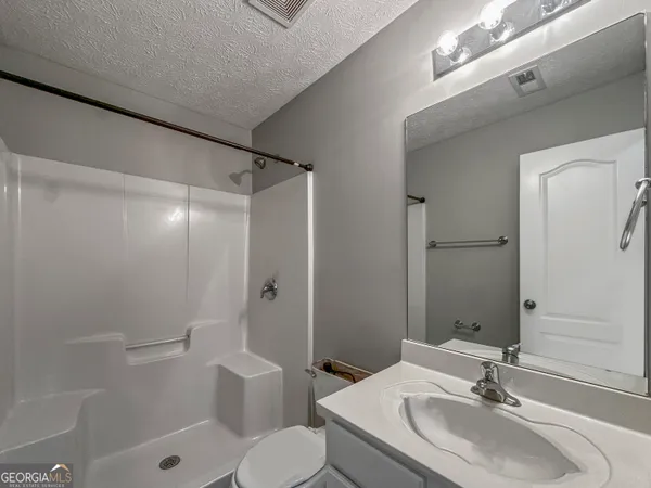 $2,195 | 806 Lilac Lane, Villa Rica, GA 30180