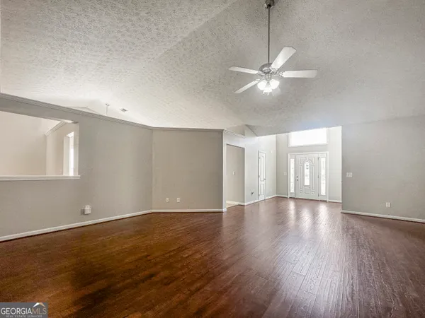 $2,195 | 806 Lilac Lane, Villa Rica, GA 30180