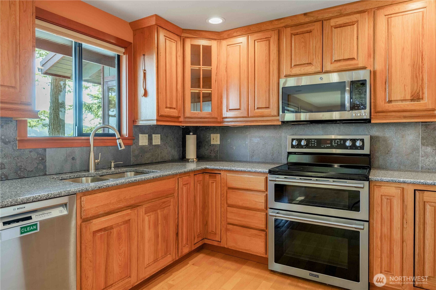 755 Ferry Road Lopez Island, WA 98261 - Photo 21 of 38