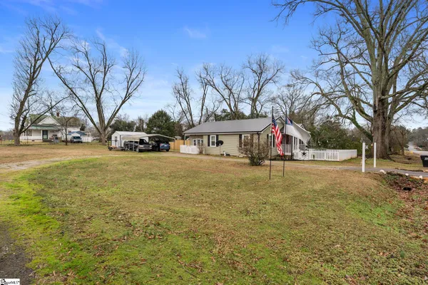 $134,900 | 342 North Hampton Street, Calhoun Falls, SC 29628