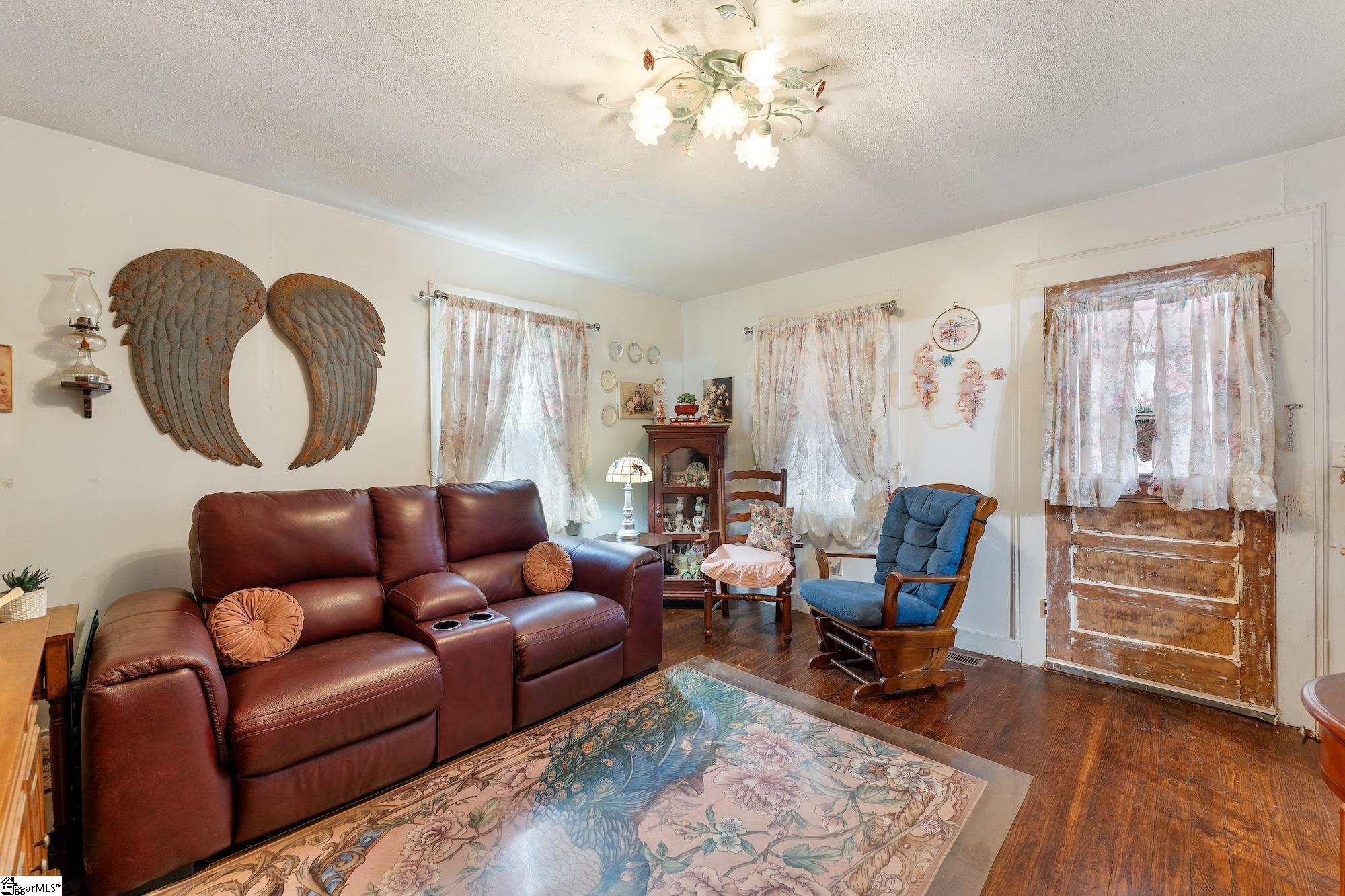 342 North Hampton Street Calhoun Falls, SC 29628 - Photo 3 of 29