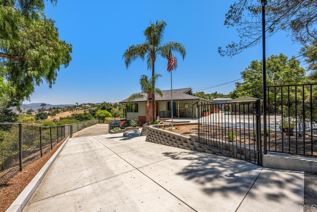 1057 Riverview Drive Fallbrook, CA 92028 - Photo 46 of 69 a view of a terrace with sitting area