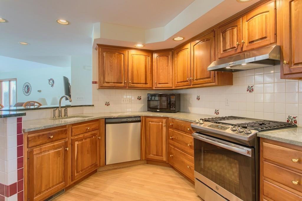 153 Wallace Hill Road Townsend, MA 01469 - Photo 17 of 28