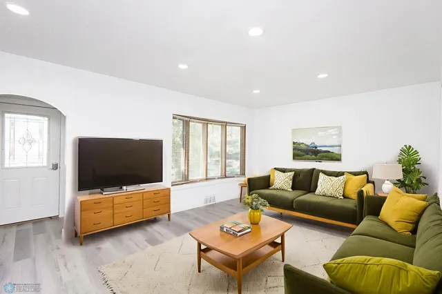 $207,000 | 110 2nd Street West, Ada, MN 56510