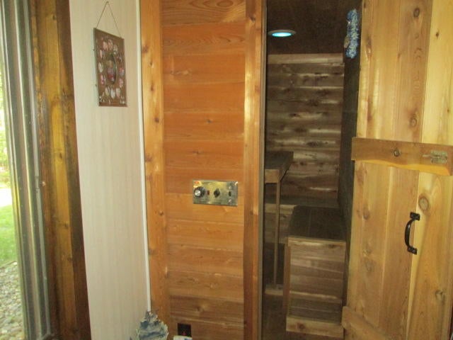 5206 Woodridge Road Lewiston, MI 49756 - Photo 5 of 18 Gallery Image 5
