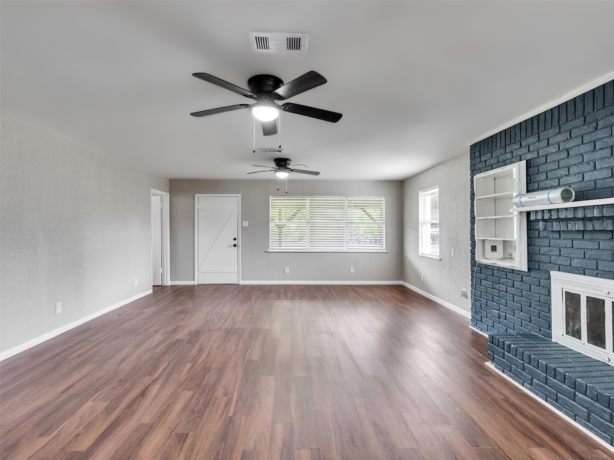 9605 Belfast Road La Porte, TX 77571 - Photo 2 of 22