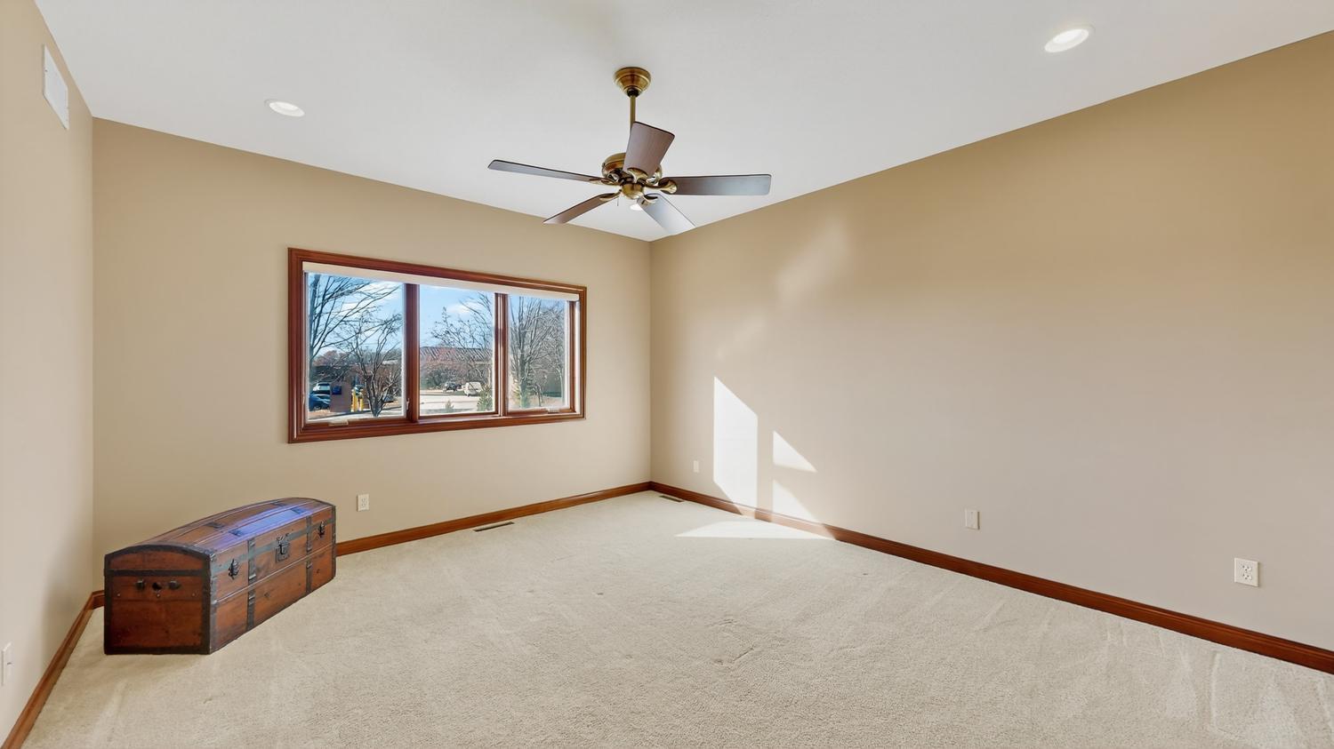 2280 Coral Court Northeast Rochester, MN 55906 - Photo 11 of 38