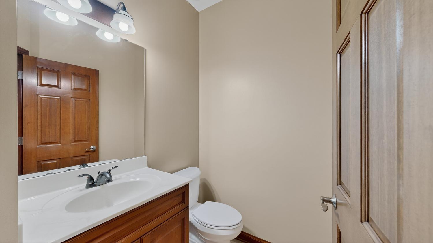 2280 Coral Court Northeast Rochester, MN 55906 - Photo 17 of 38