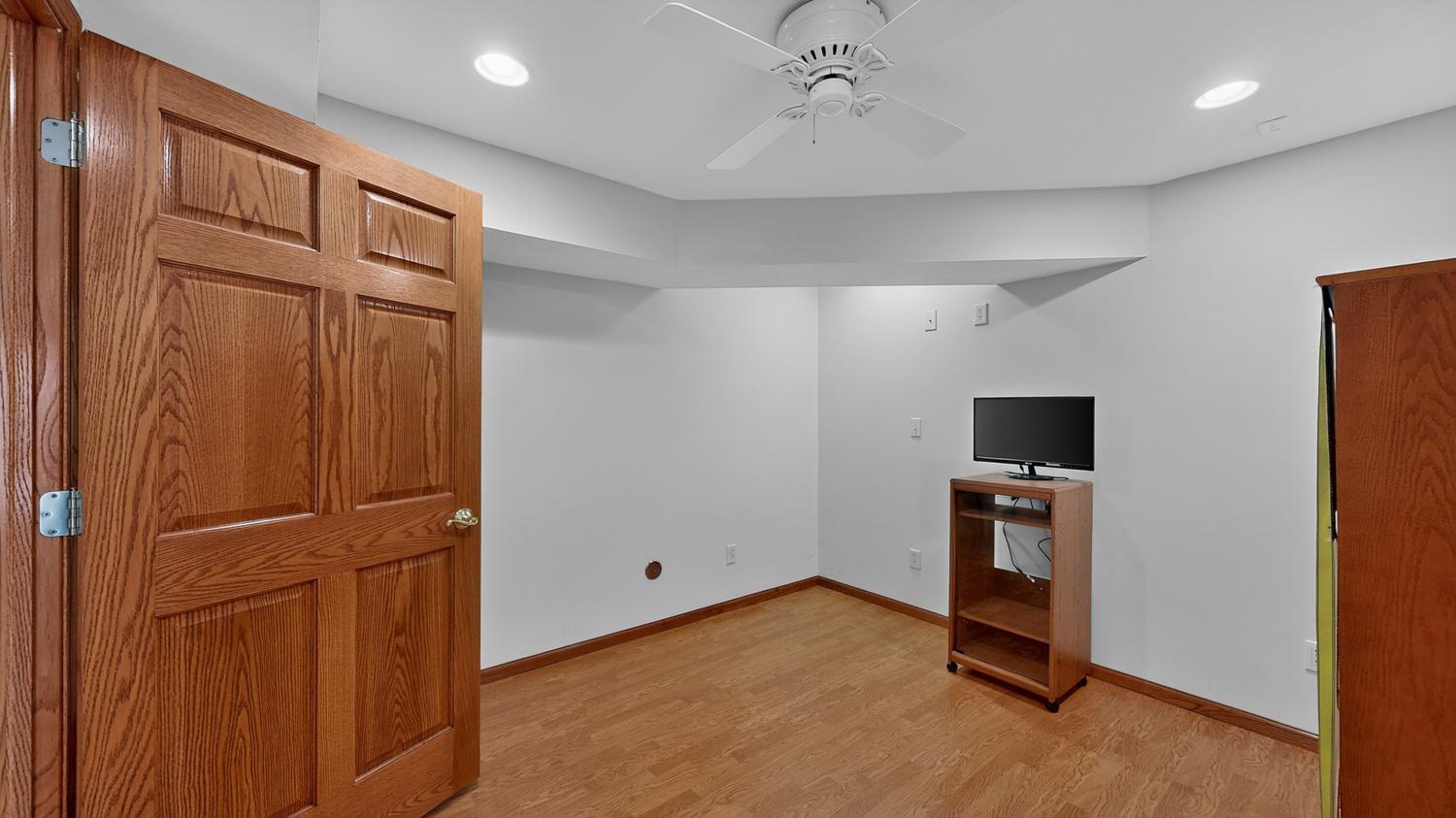 2280 Coral Court Northeast Rochester, MN 55906 - Photo 24 of 38