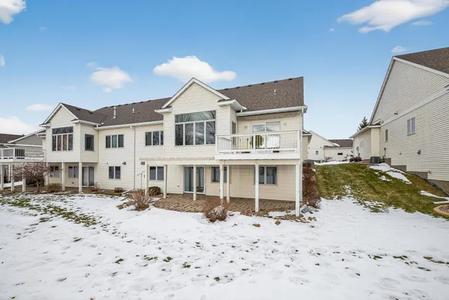 $474,900 | 2280 Coral Court Northeast, Rochester, MN 55906