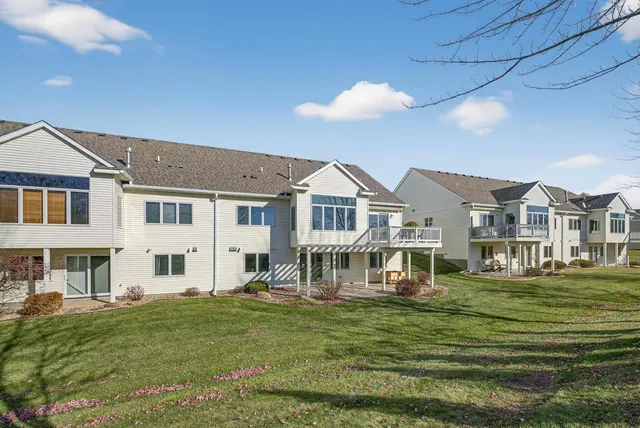 $474,900 | 2280 Coral Court Northeast, Rochester, MN 55906