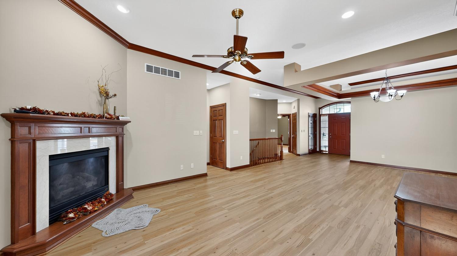 2280 Coral Court Northeast Rochester, MN 55906 - Photo 4 of 38