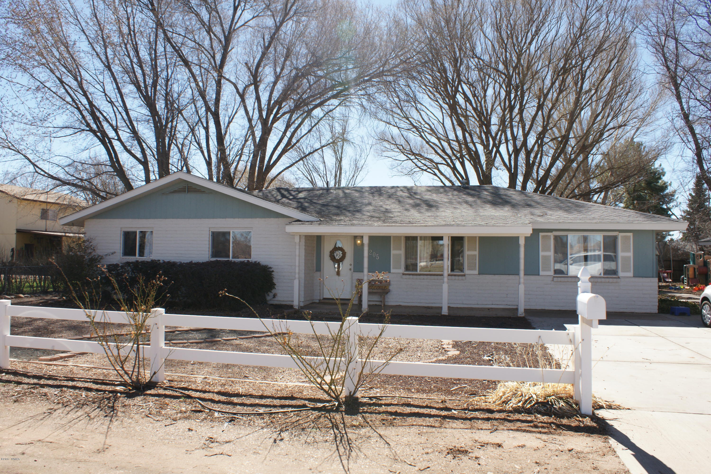 205 East 4th N Street Snowflake, AZ 85937 - Photo 2 of 30