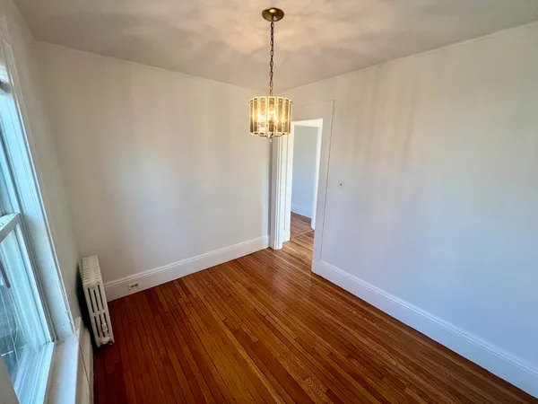 $3,900 | 50 Pond Street, Unit 2, Waltham, MA 02451