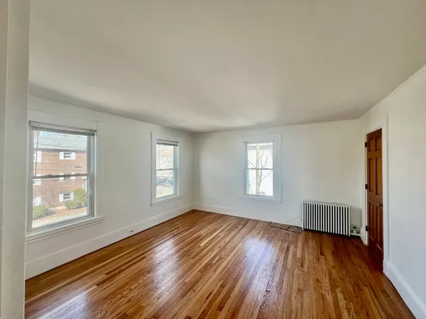 $3,600 | 50 Pond Street, Unit 2, Waltham, MA 02451