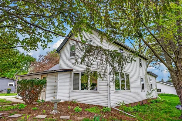 $289,900 | 510 Scott Street, Mazomanie, WI 53560
