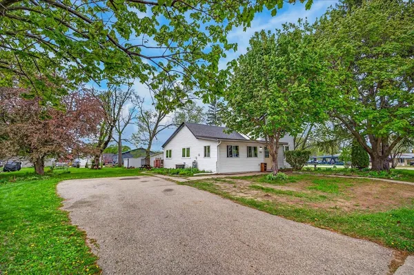 $289,900 | 510 Scott Street, Mazomanie, WI 53560
