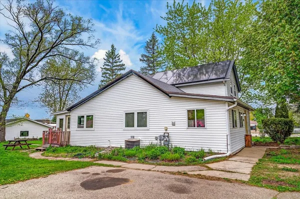 $289,900 | 510 Scott Street, Mazomanie, WI 53560