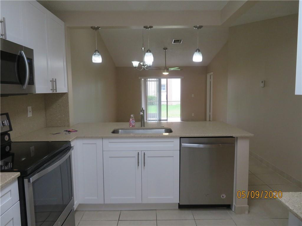 9885 Three Lakes Circle, Unit 10B Boca Raton, FL 33428 - Photo 3 of 30 Photo 3